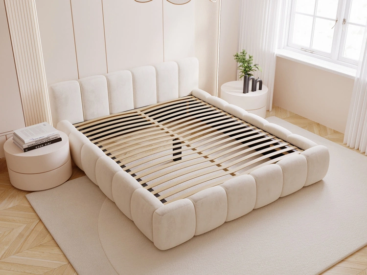 Polsterbett ohne Bettkasten mit Lattenrost 200x200 Cloud Low aus Samtstoff Beige